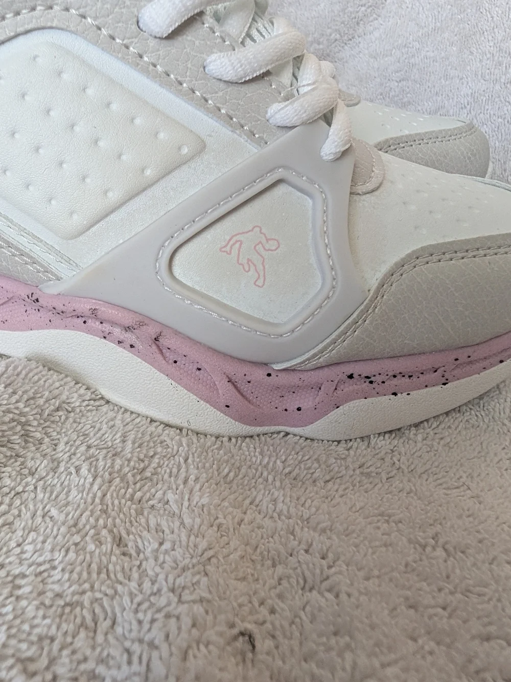 AND1 Kids High-Top Sneakers in White and Light Pink